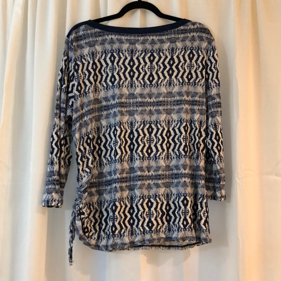 Blue and White Ruby Rd. Top - Picture 3 of 3